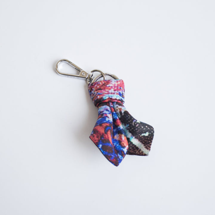 نبضُ من الإبداع -  تعليقة مفاتيح